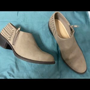 Ankle boot